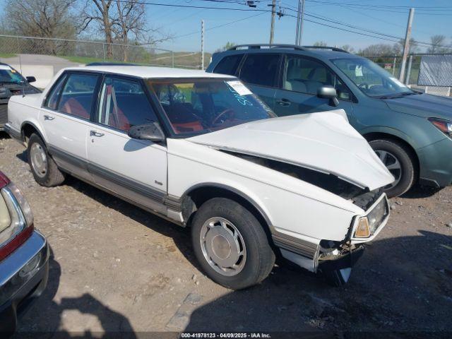  Salvage Oldsmobile Delta 88