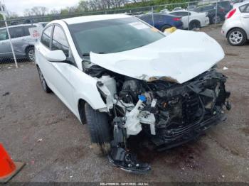  Salvage Hyundai ACCENT