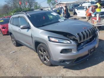  Salvage Jeep Cherokee
