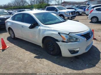 Salvage Nissan Altima