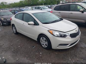  Salvage Kia Forte