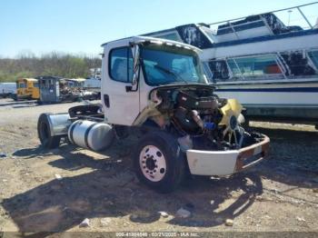  Salvage Freightliner M2