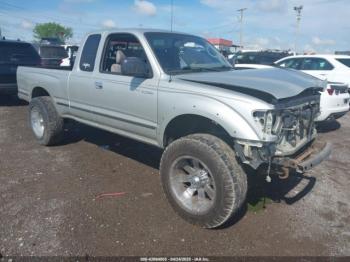  Salvage Toyota Tacoma