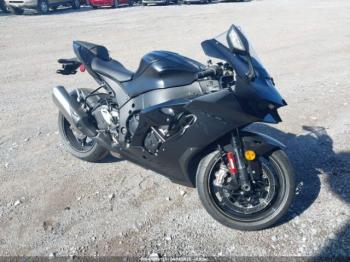  Salvage Kawasaki Zx1002