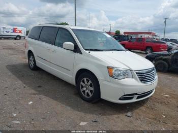  Salvage Chrysler Town & Country