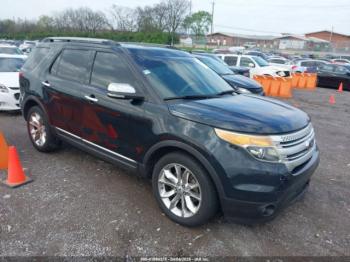  Salvage Ford Explorer