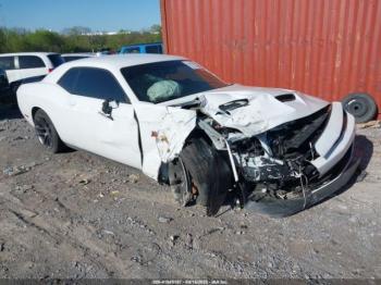 Salvage Dodge Challenger