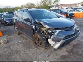  Salvage Toyota RAV4