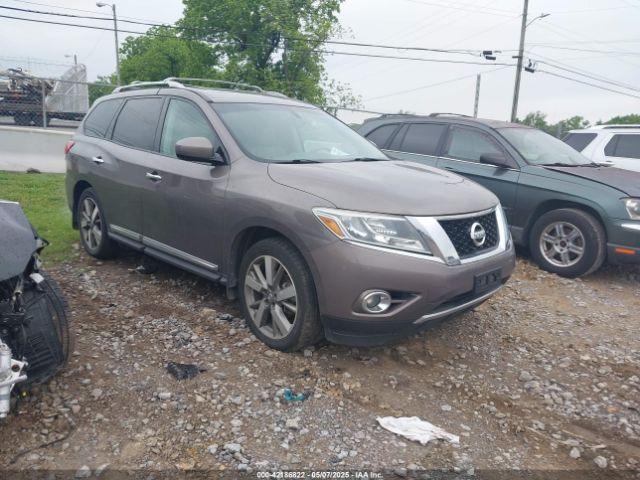  Salvage Nissan Pathfinder