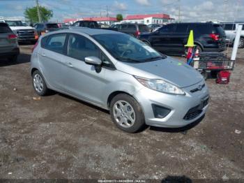  Salvage Ford Fiesta