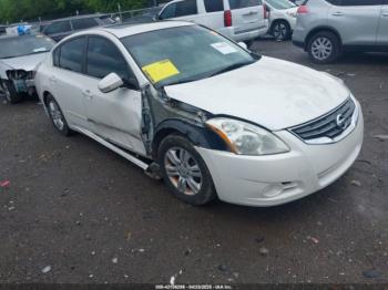  Salvage Nissan Altima
