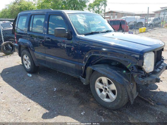  Salvage Jeep Liberty