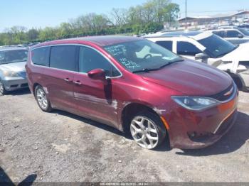  Salvage Chrysler Pacifica