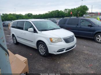  Salvage Chrysler Town & Country