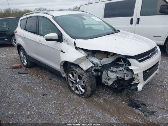  Salvage Ford Escape