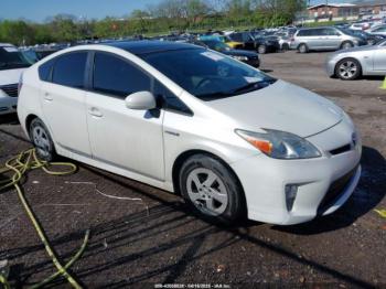  Salvage Toyota Prius
