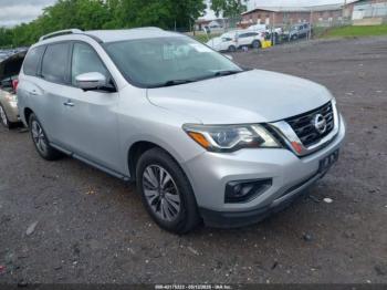  Salvage Nissan Pathfinder