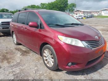  Salvage Toyota Sienna