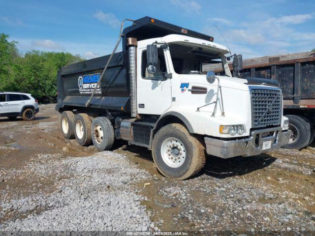  Salvage Volvo Vhd