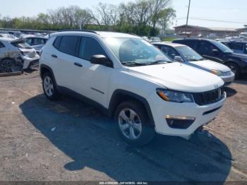  Salvage Jeep Compass