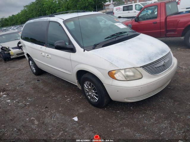  Salvage Chrysler Town & Country