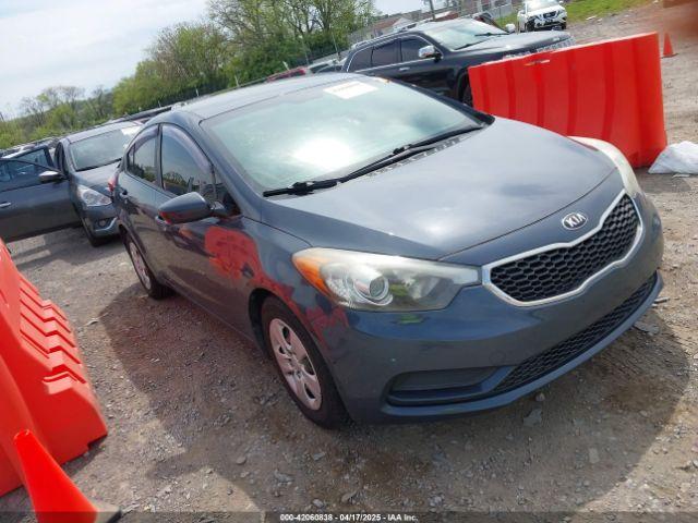  Salvage Kia Forte