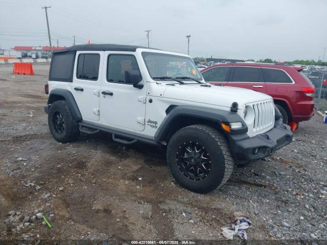  Salvage Jeep Wrangler