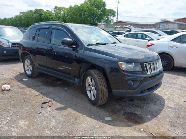  Salvage Jeep Compass