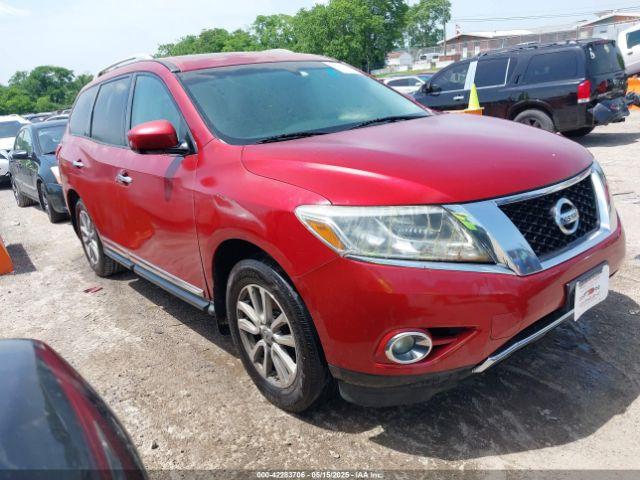  Salvage Nissan Pathfinder