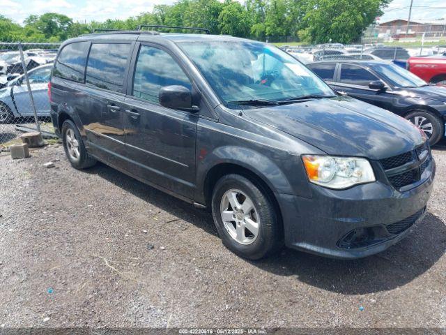  Salvage Dodge Grand Caravan