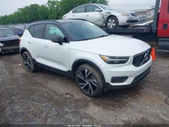  Salvage Volvo XC40