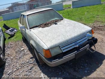  Salvage Ford Escort