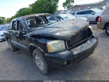  Salvage Dodge Dakota