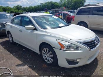  Salvage Nissan Altima