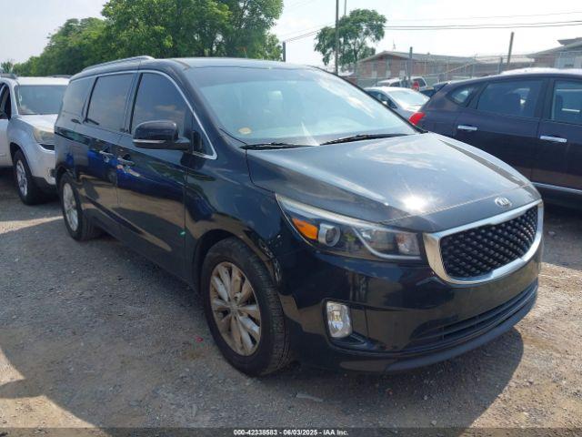  Salvage Kia Sedona