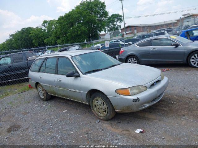  Salvage Ford Escort