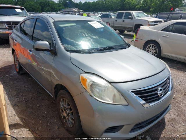  Salvage Nissan Versa