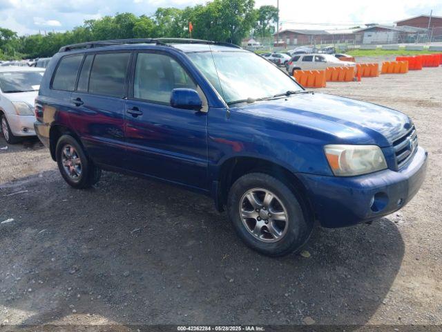  Salvage Toyota Highlander