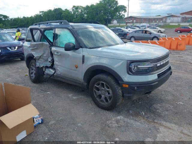  Salvage Ford Bronco