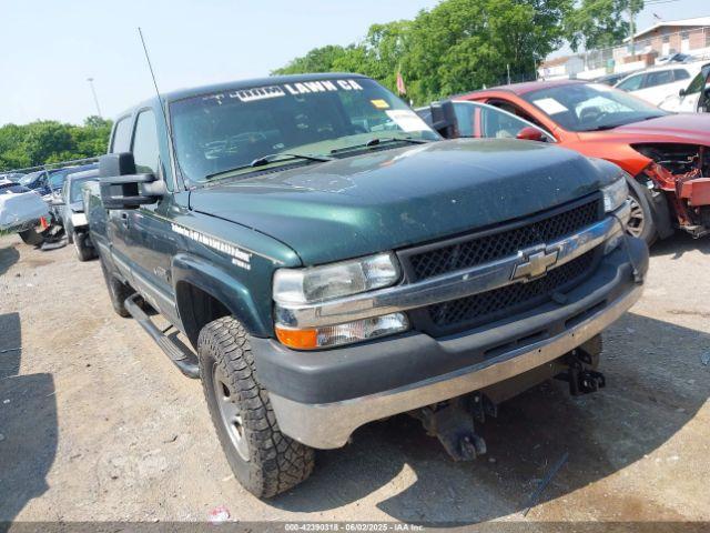  Salvage Chevrolet Silverado 2500