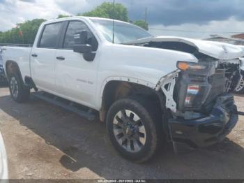  Salvage Chevrolet Silverado 2500