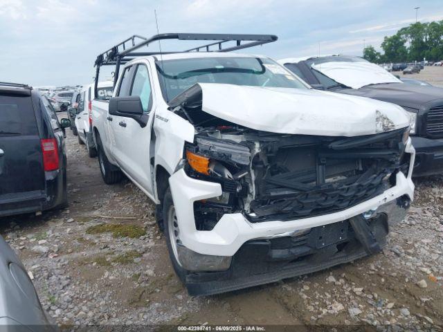  Salvage Chevrolet Silverado 1500