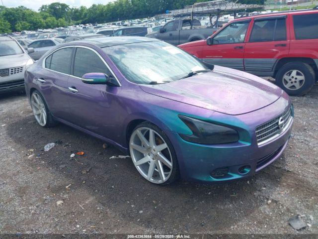  Salvage Nissan Maxima