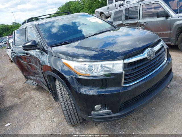  Salvage Toyota Highlander