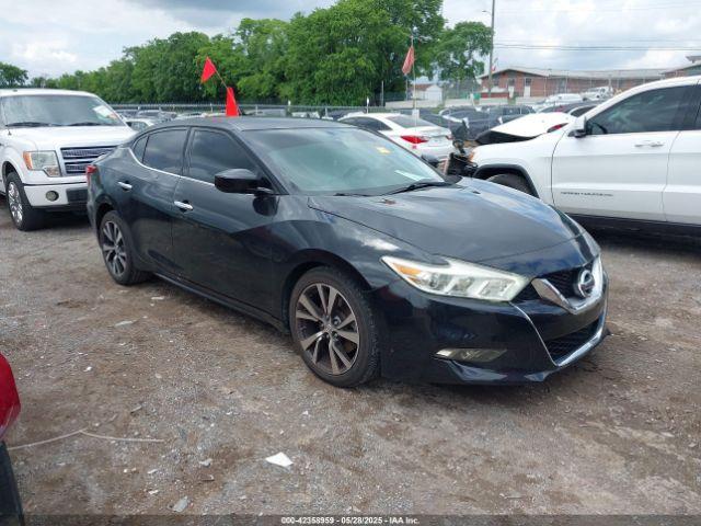  Salvage Nissan Maxima