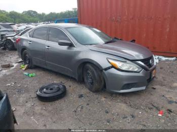  Salvage Nissan Altima