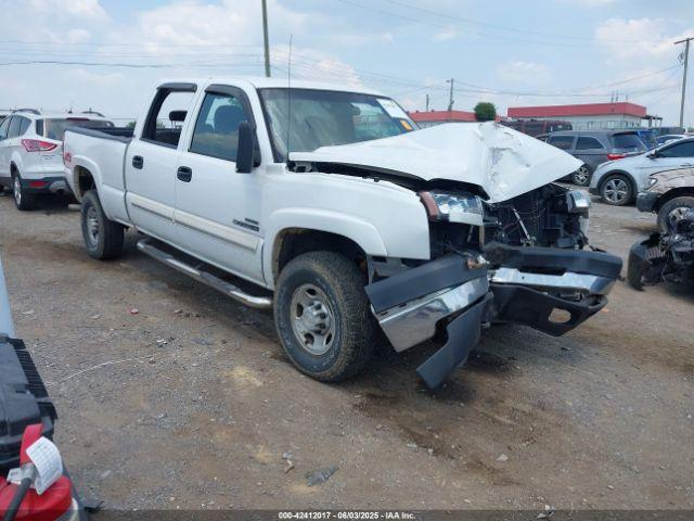  Salvage Chevrolet Silverado 2500