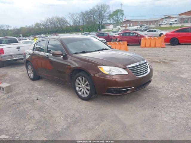  Salvage Chrysler 200