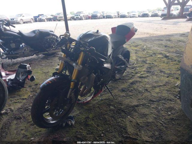  Salvage Suzuki Gsx-r750