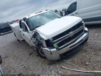  Salvage Chevrolet Silverado 3500